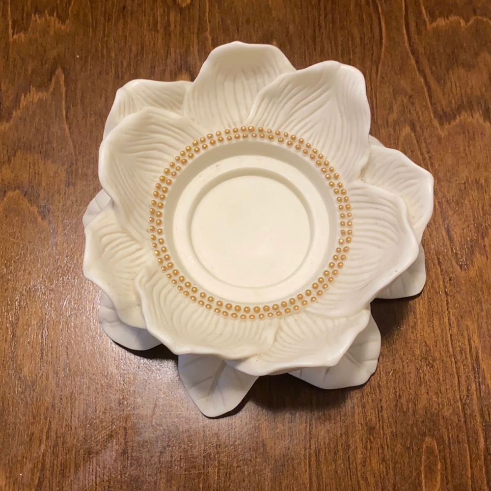 Partylite candle holder